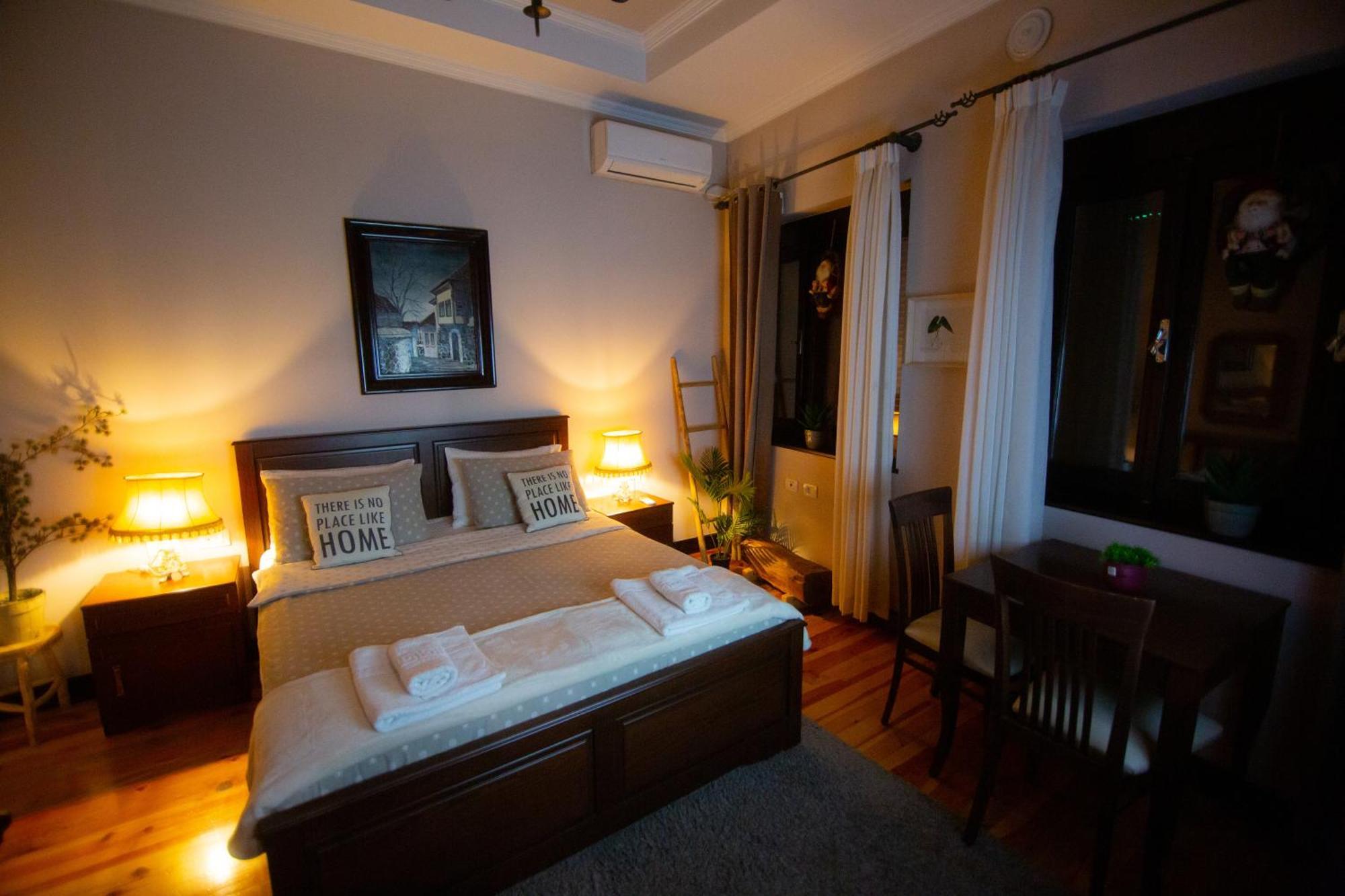 Villa Elezi 2 科尔察 外观 照片