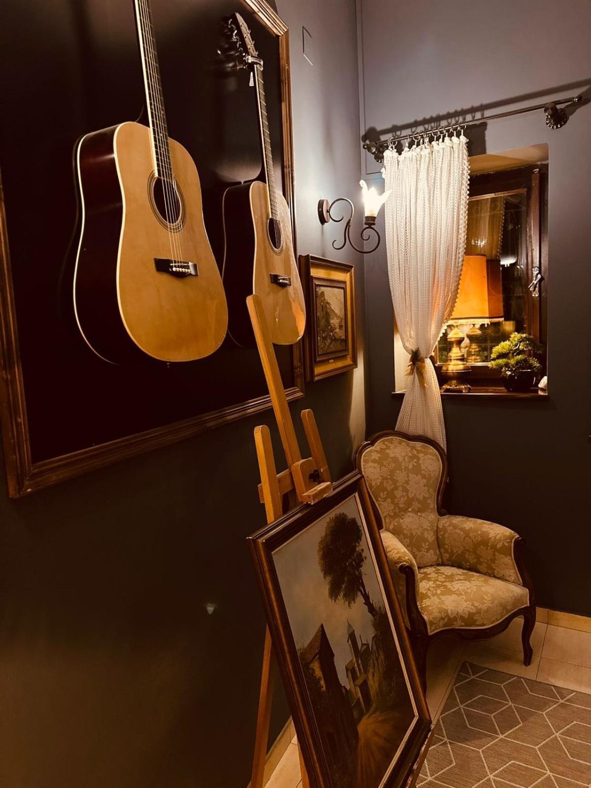 Villa Elezi 2 科尔察 外观 照片